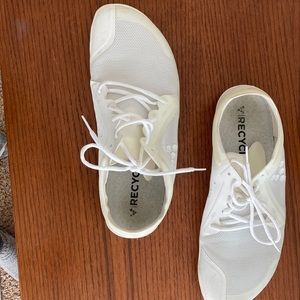 Vivo barefoot lifting shoe